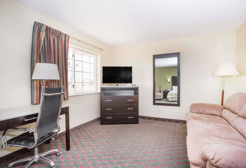 فندق Days Inn By Wyndham Lexington Ne