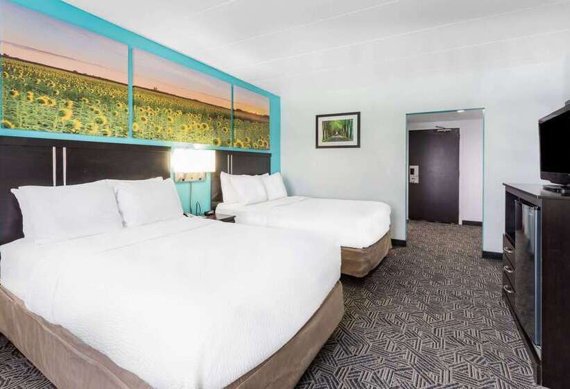 فندق Days Inn By Wyndham Livonia Canton Detroit