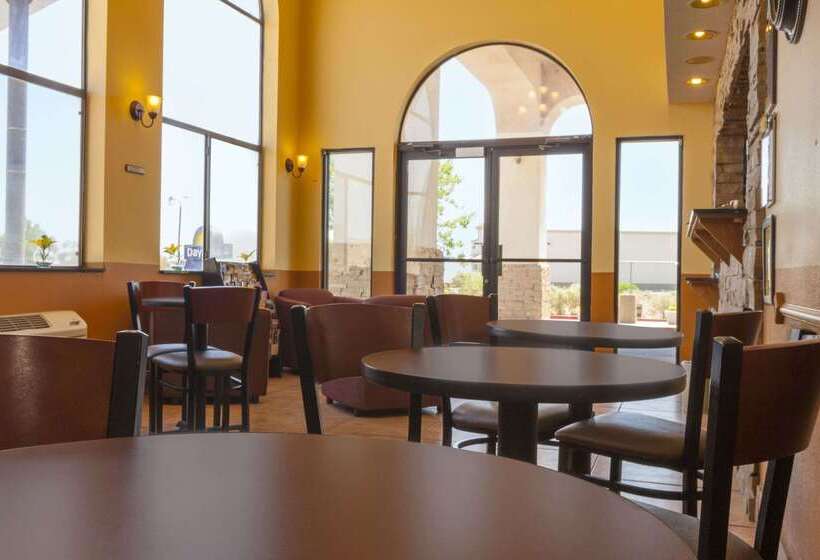 酒店 Days Inn By Wyndham Los Lunas