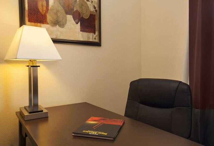 酒店 Days Inn By Wyndham Los Lunas