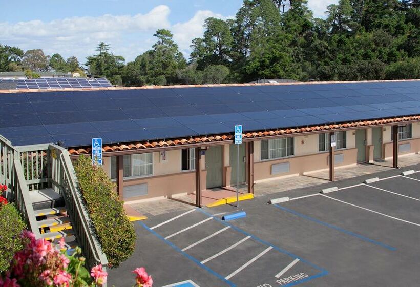 فندق Days Inn By Wyndham Montereyfisherman S Wharf Aquarium