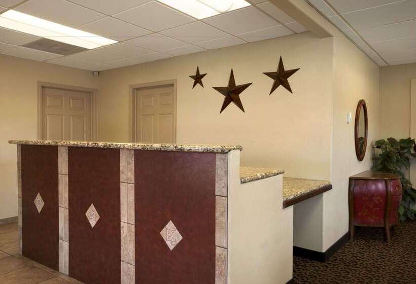 فندق Days Inn By Wyndham Montrose