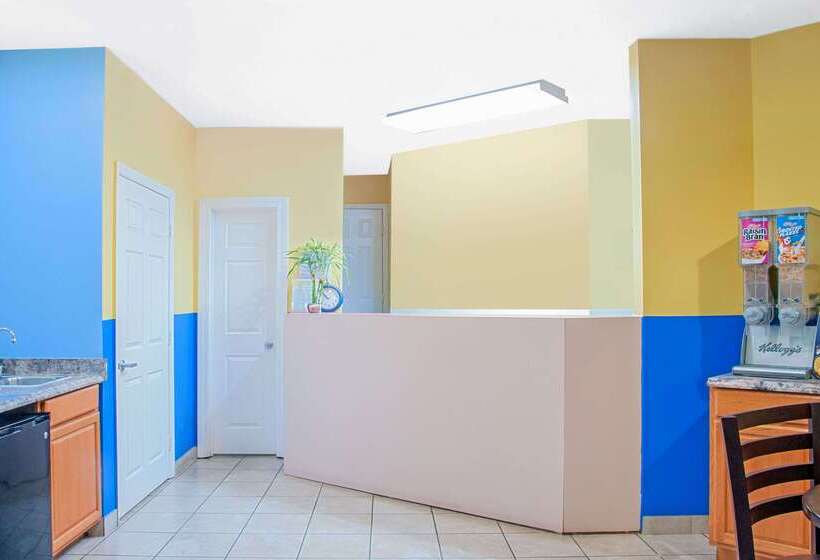 فندق Days Inn By Wyndham Moulton