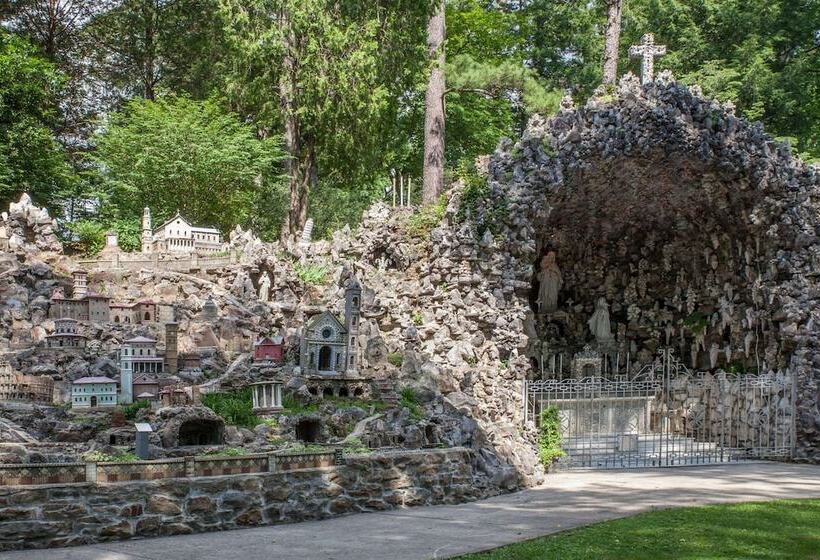 בית מלון כפרי Days Inn By Wyndham Moulton