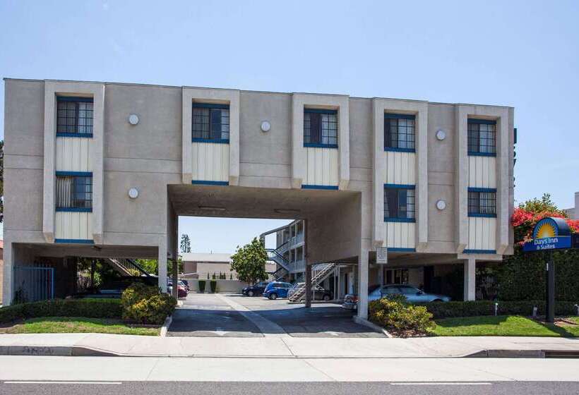 فندق Days Inn By Wyndham Orange Anaheim