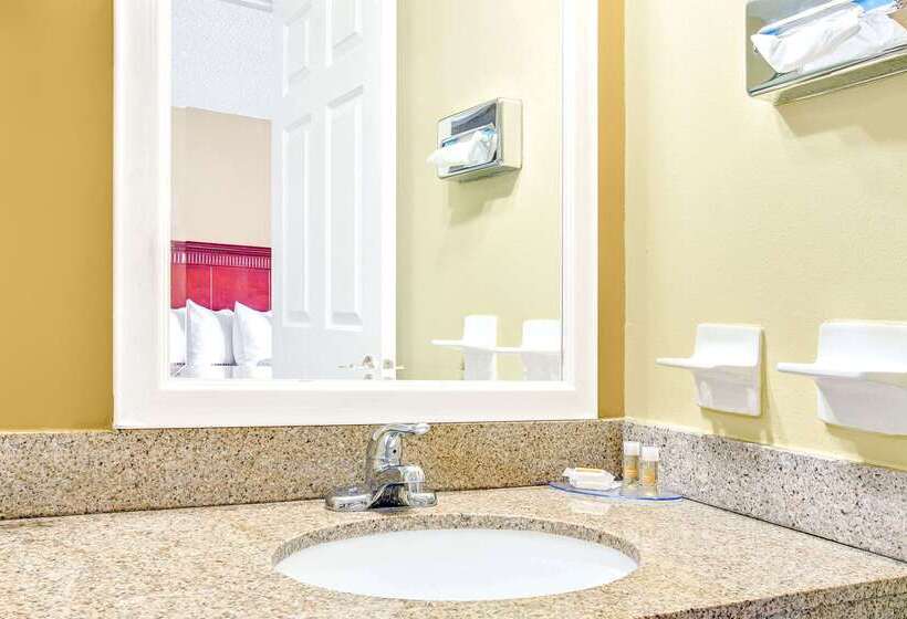 فندق Days Inn By Wyndham Orange City/deland