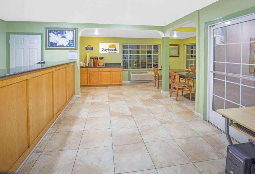 فندق Days Inn By Wyndham Oroville