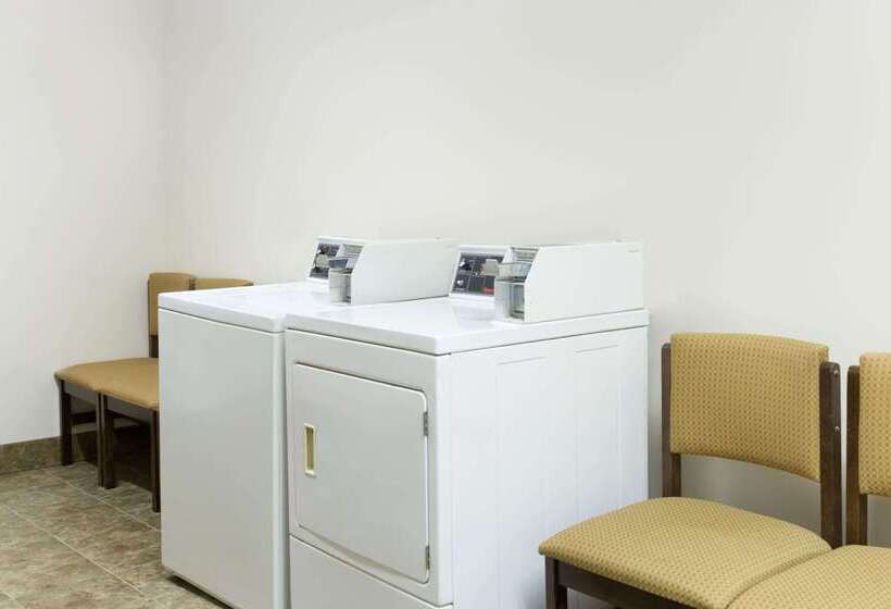 فندق Days Inn By Wyndham Paxton