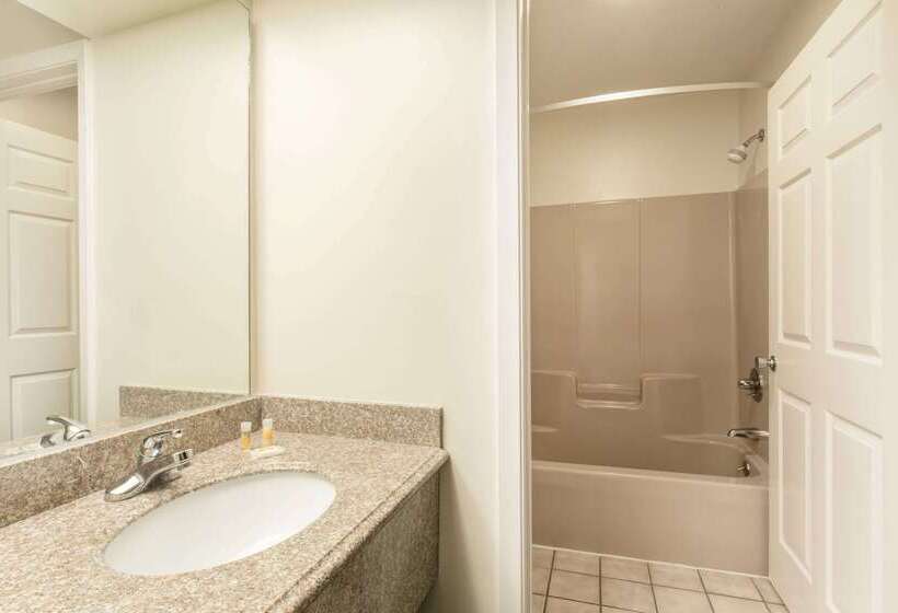 فندق Days Inn By Wyndham Picayune