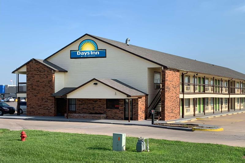 فندق Days Inn By Wyndham Pratt