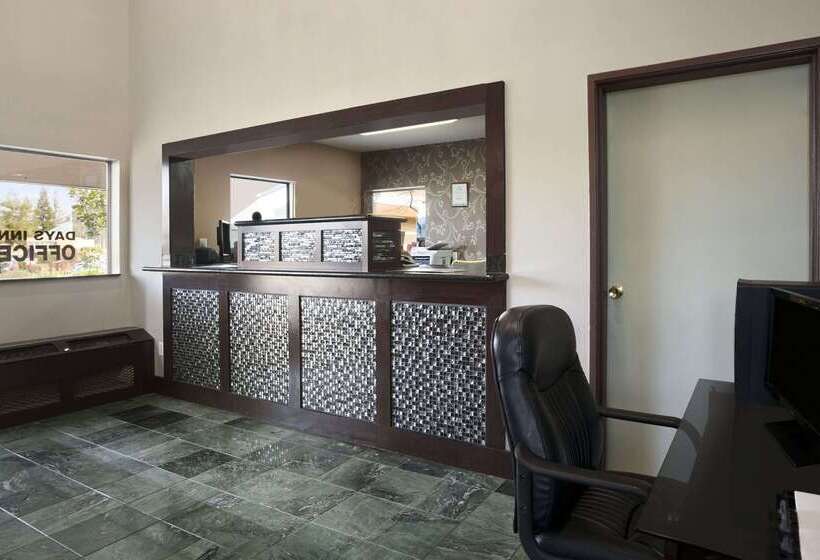 호텔 Days Inn By Wyndham Rocklin/sacramento