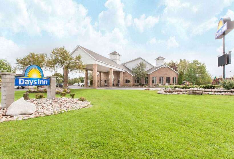 בית מלון כפרי Days Inn By Wyndham Sault Ste Marie Mi