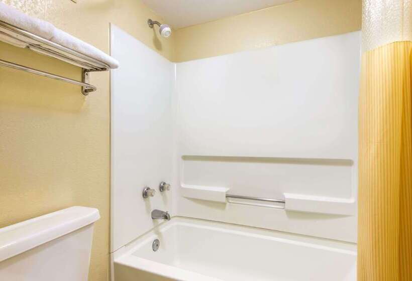 فندق Days Inn By Wyndham Shorter