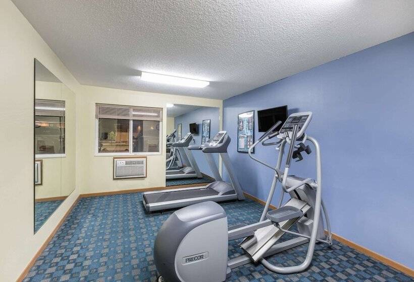 Отель Days Inn By Wyndham Sioux City
