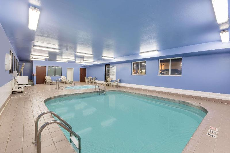 Отель Days Inn By Wyndham Sioux City
