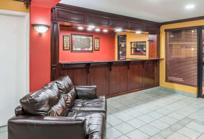 ホテル Days Inn By Wyndham St. Robert Waynesville/ft. Leonard Wood