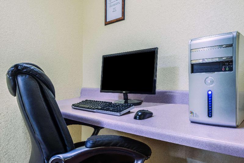 酒店 Days Inn By Wyndham Troy