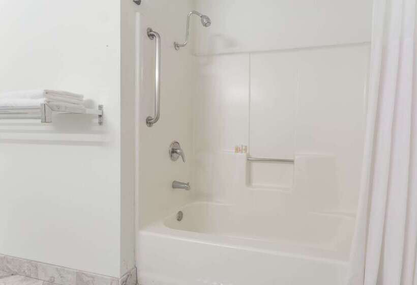 호텔 Days Inn By Wyndham Westley