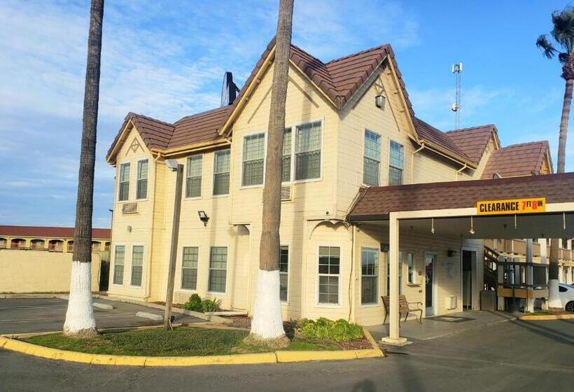 호텔 Days Inn By Wyndham Westley