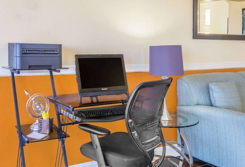 ホテル Days Inn By Wyndham Wildwood I75