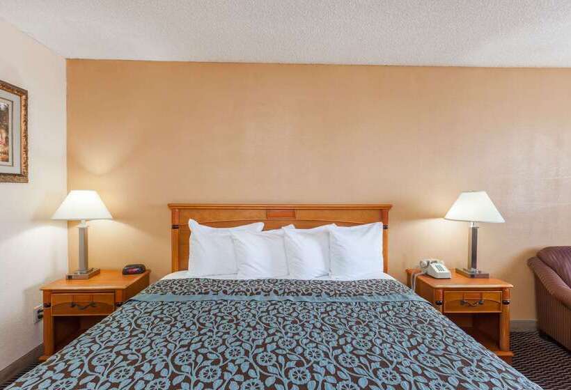 هتل Days Inn By Wyndham Yuma