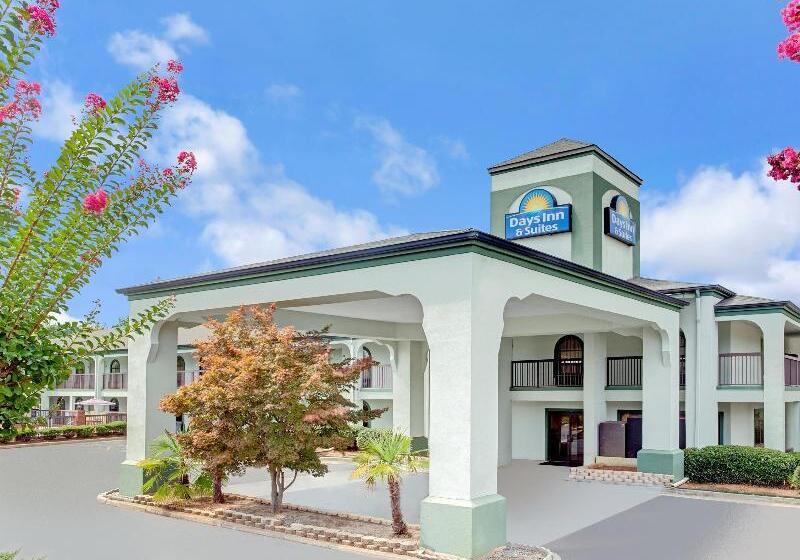 فندق Days Inn & Suites By Wyndham Stockbridge South Atlanta