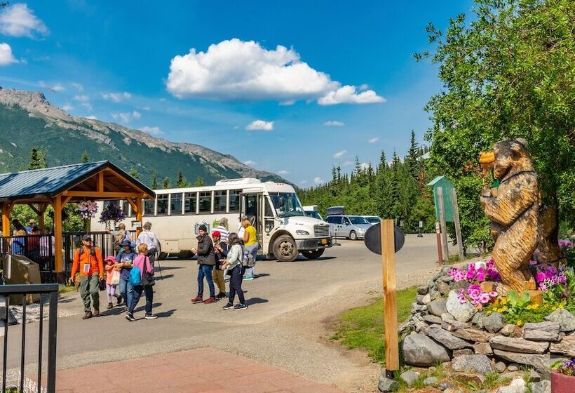فندق Denali Bluffs
