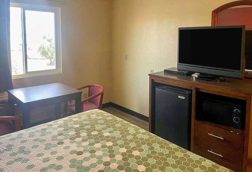 בית מלון כפרי Econo Lodge Inn & Suites Corning