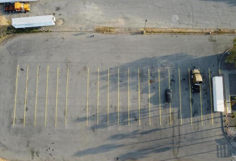 בית מלון כפרי Econo Lodge Inn & Suites Corning