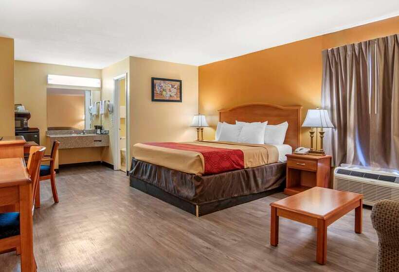בית מלון כפרי Econo Lodge Inn & Suites