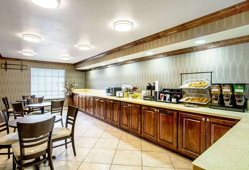 فندق Super 8 By Wyndham Jackson Ms