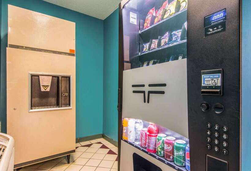 ホテル Econo Lodge