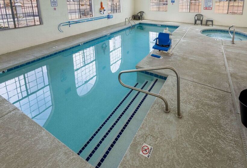 ホテル Quality Inn Winslow I 40