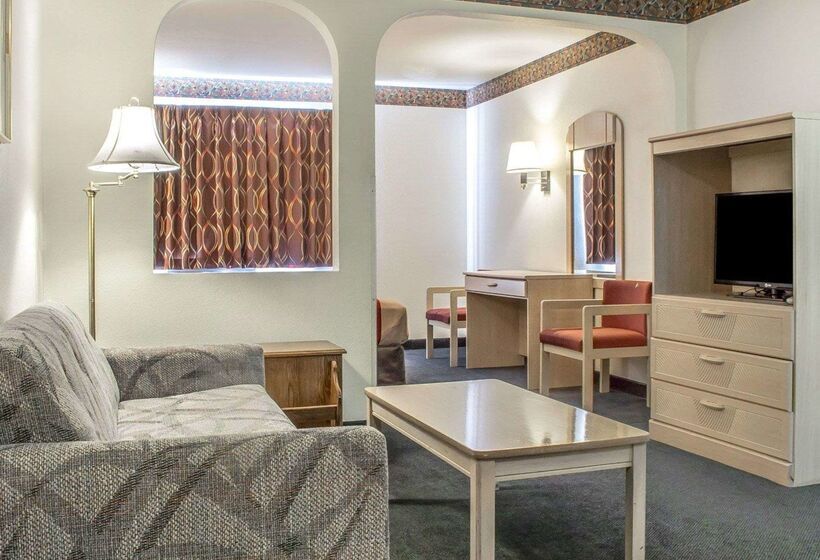 ホテル Quality Inn Winslow I 40