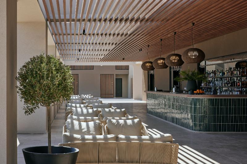 Отель Elissa Adults-Only Lifestyle Beach Resort