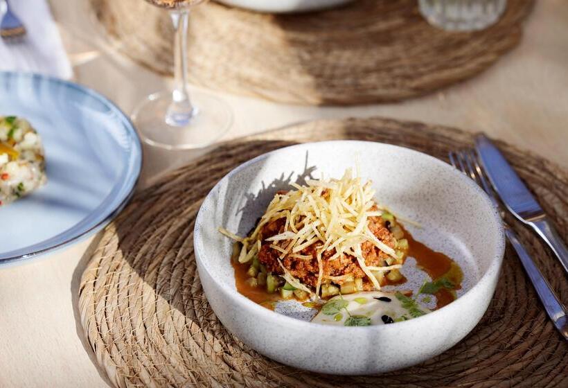 Отель Elissa Adults-Only Lifestyle Beach Resort