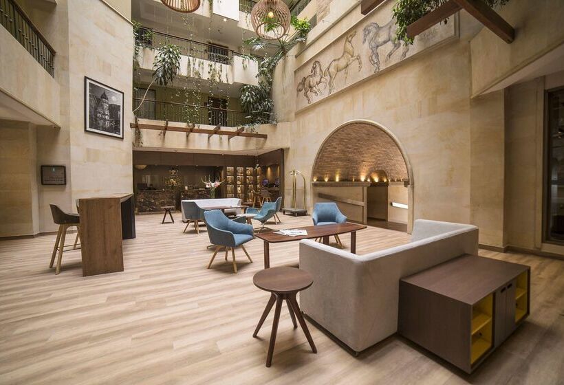 هتل Embassy Suites By Hilton Bogotá Rosales