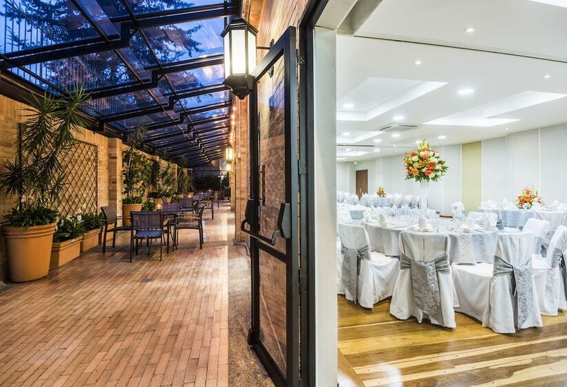 Отель Embassy Suites By Hilton Bogotá Rosales