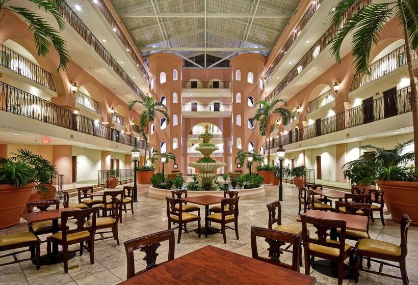 ホテル Embassy Suites By Hilton Charleston Historic District