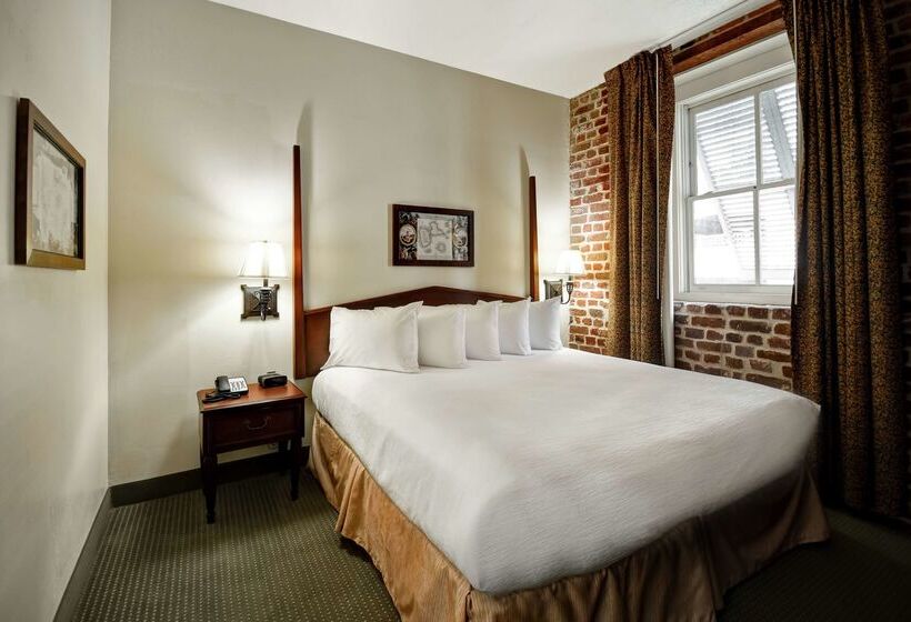 ホテル Embassy Suites By Hilton Charleston Historic District