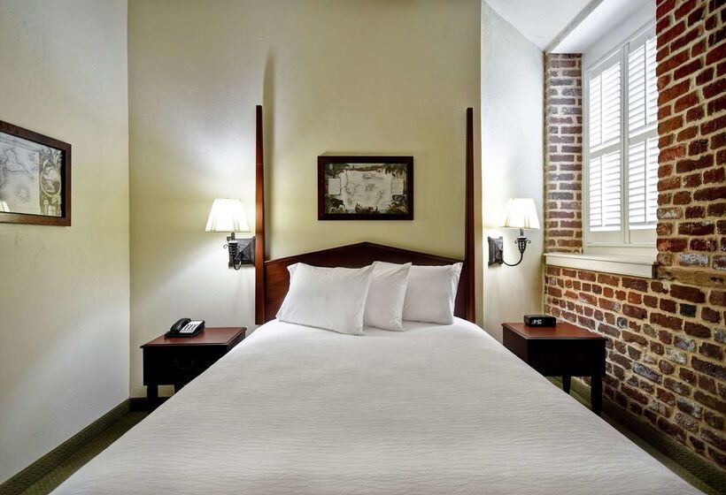 ホテル Embassy Suites By Hilton Charleston Historic District