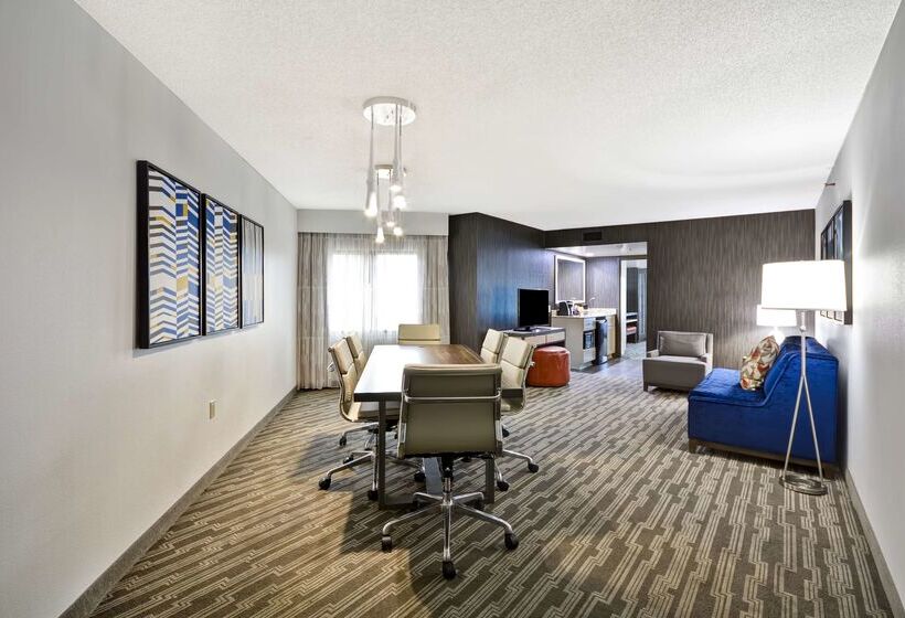 Embassy Suites Hotel Charlotte