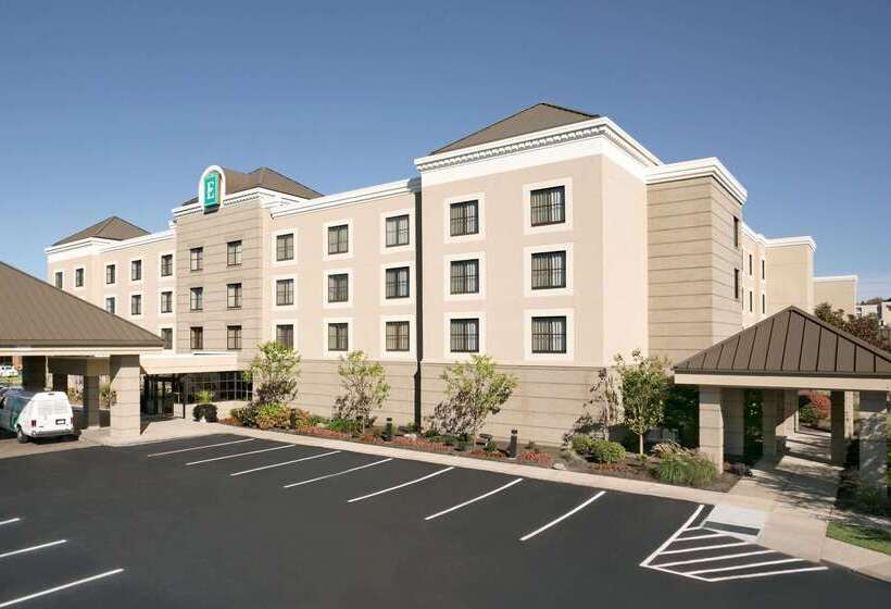 בית מלון כפרי Embassy Suites By Hilton Cleveland Beachwood