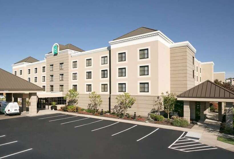 בית מלון כפרי Embassy Suites By Hilton Cleveland Beachwood