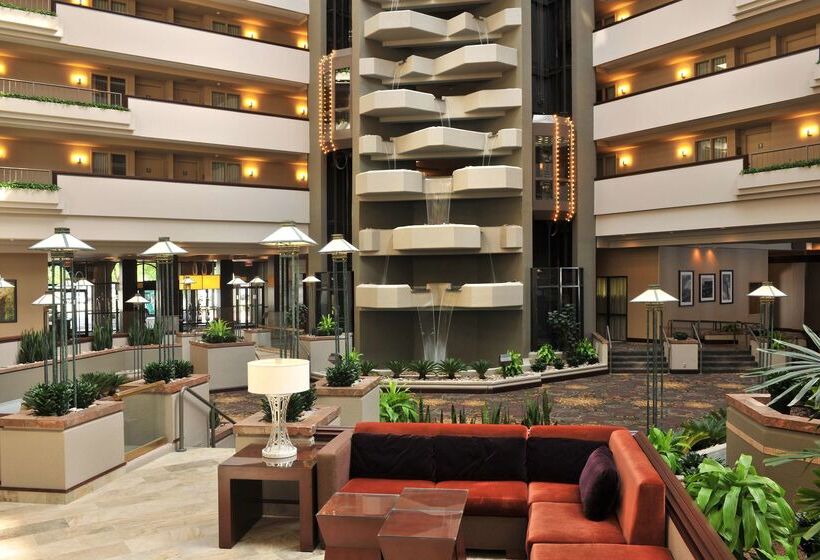 Embassy Suites Hotel Des Moines Downtown