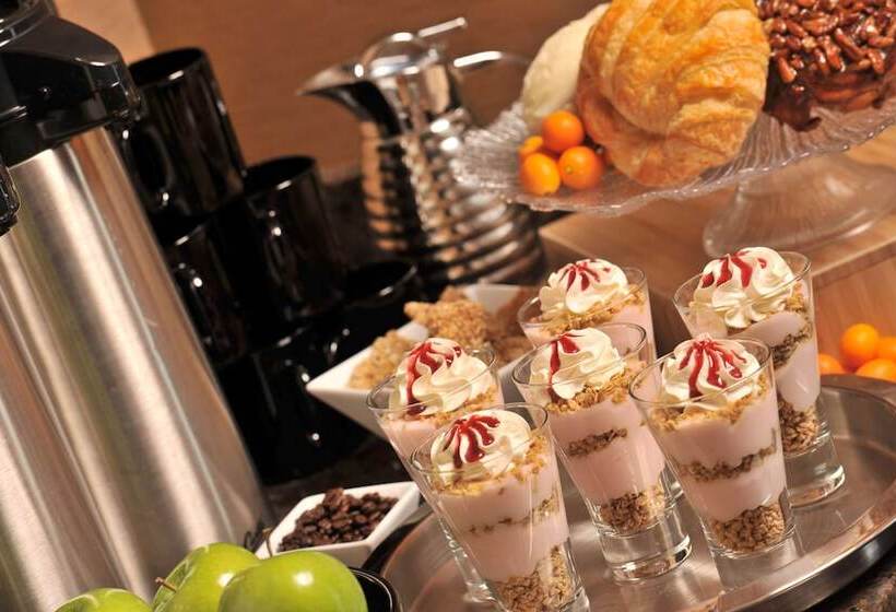 Embassy Suites Hotel Des Moines Downtown