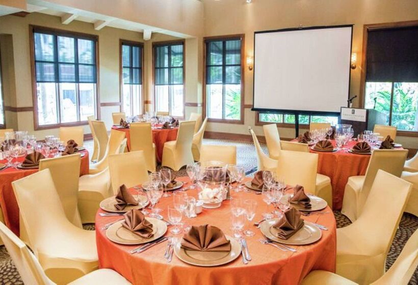 호텔 Embassy Suites By Hilton Fort Lauderdale 17th Street