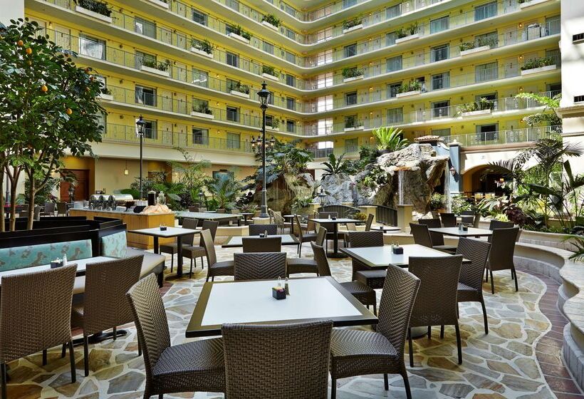 هتل Embassy Suites By Hilton Fort Lauderdale 17th Street