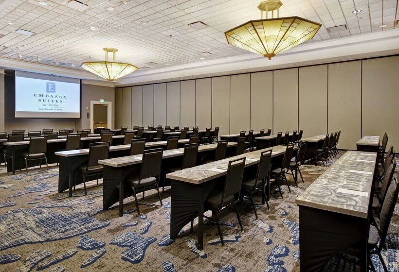 בית מלון כפרי Embassy Suites By Hilton Omaha Downtown Old Market