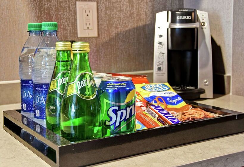 בית מלון כפרי Embassy Suites By Hilton Omaha Downtown Old Market